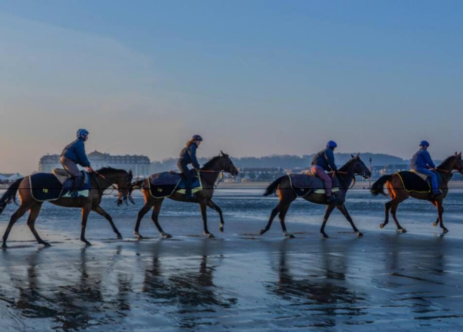 Deauville Fabuleux 2/3 Pieces Refait A Neuf Ngoại thất bức ảnh